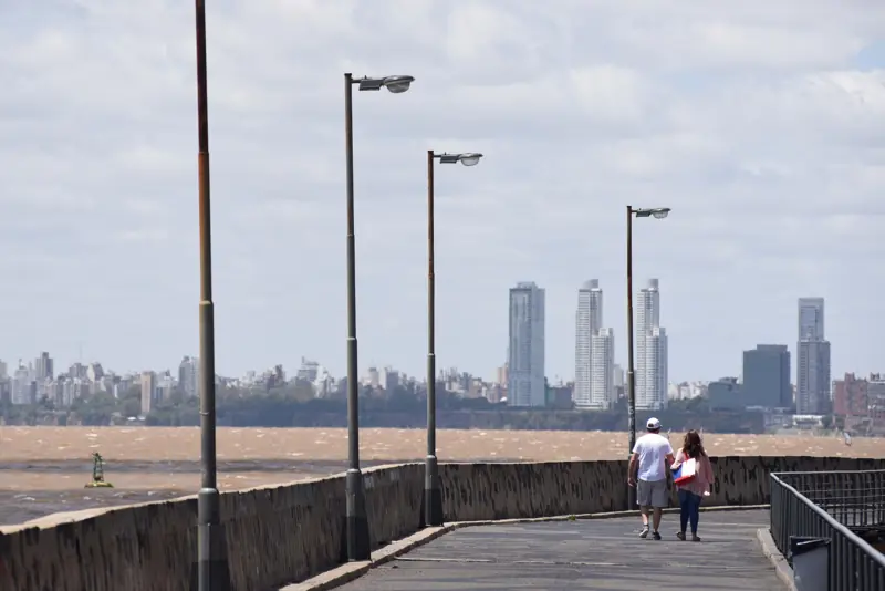 Costa Alta, frente al río Paraná